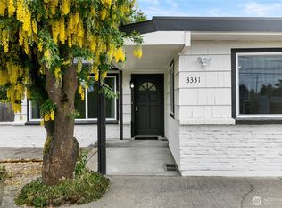 3331 Sunset Dr W, University Place, WA 98466