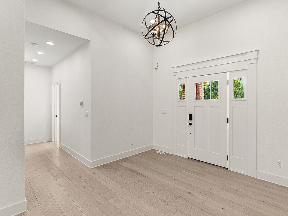 3893 N Sheedy Avenue, Springfield, MO 65803 | Zillow