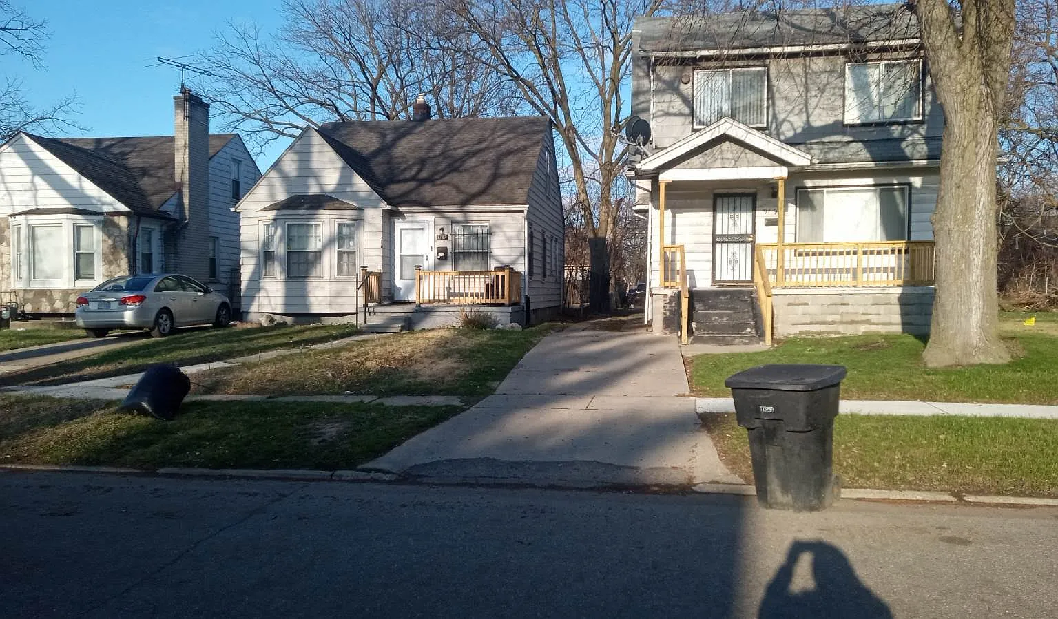 3 bed, 792 sqft, $1,350 — Photo 2