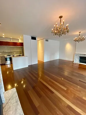 Rented by Sumitomo Real Estate Sales | media 11