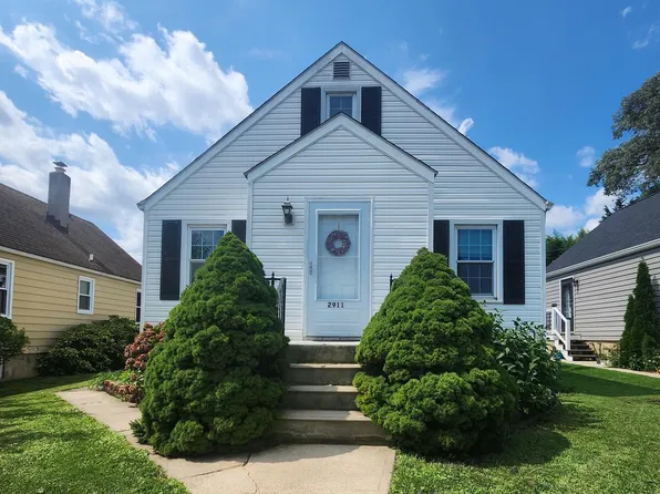 2911 Edgewood Ave, Parkville, MD 21234