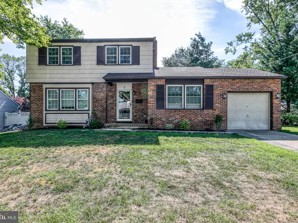 2 Tampico Ter, West Deptford, NJ 08096