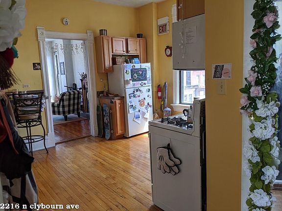 5th image of 2216 N Clybourn Ave #714