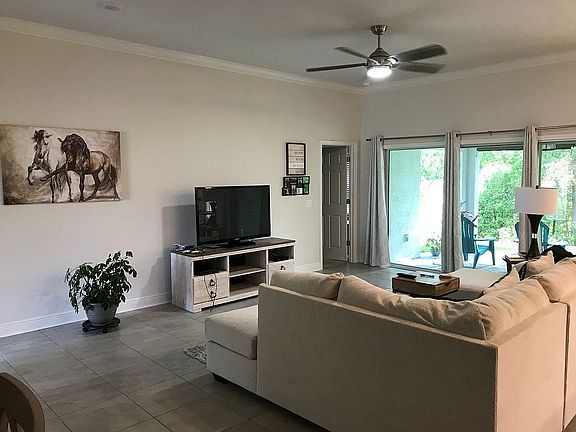 3rd image of 2382 N Brentwood Cir