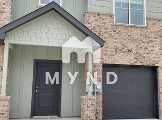 1003 Boxwood Dr, Fort Worth, TX 76120