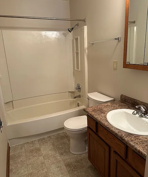 800 Danville Ave — Photo 10