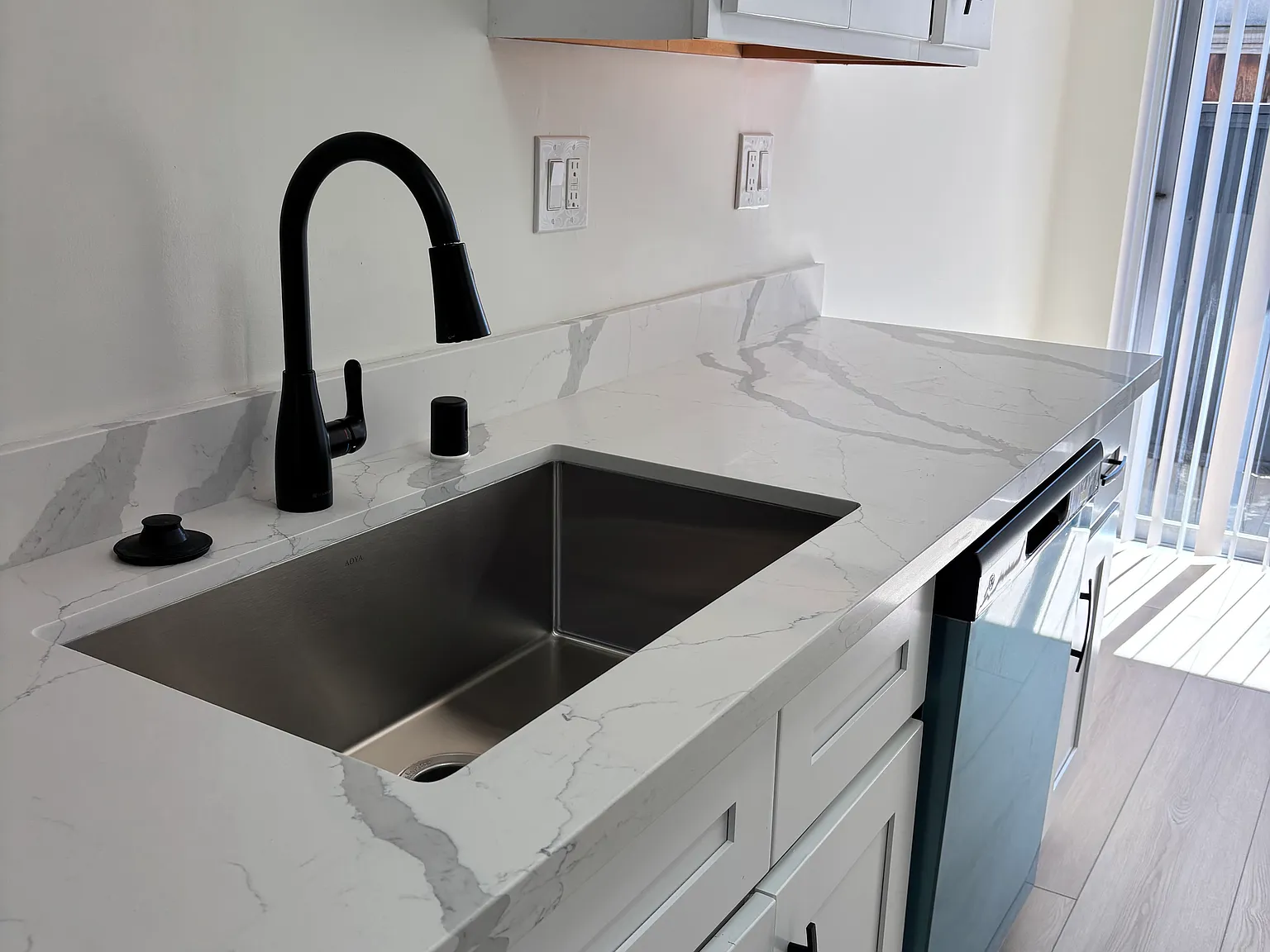 1 bed, 700 sqft, $3,395 — Photo 4