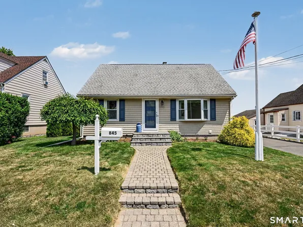 845 Knapps Highway, Fairfield, CT 06824