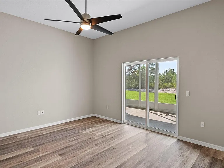 224 Cessna Way NW — Photo 40