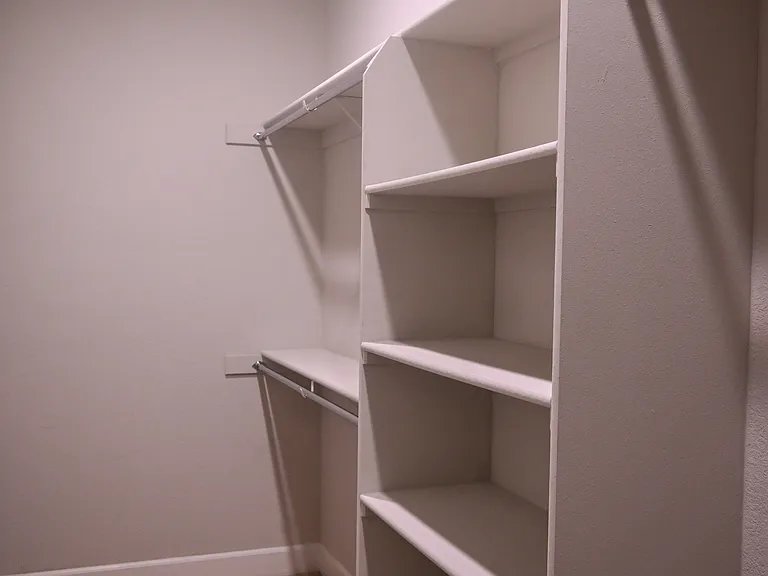 1581 Osborn Dr — Photo 21