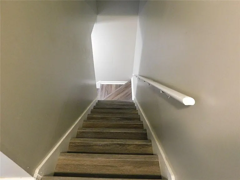 2775 New South Dr — Photo 11