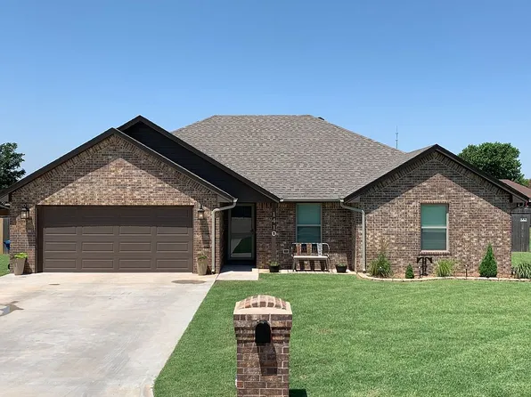 1410 Mallard Way, Cordell, OK 73632