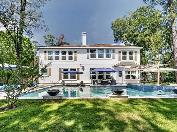 335 Voss Rd, Houston, TX 77024