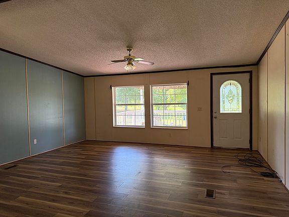 2nd image of 7813 County Road 3850