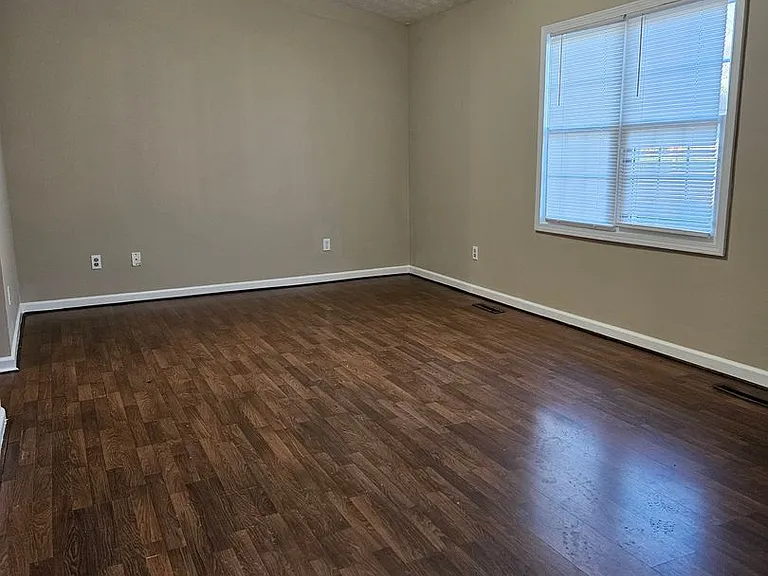1322 Dale Dr — Photo 18