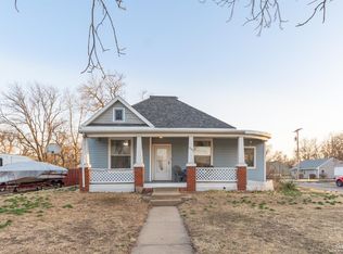 1200 Gypsum Ave, Salina, KS 67401