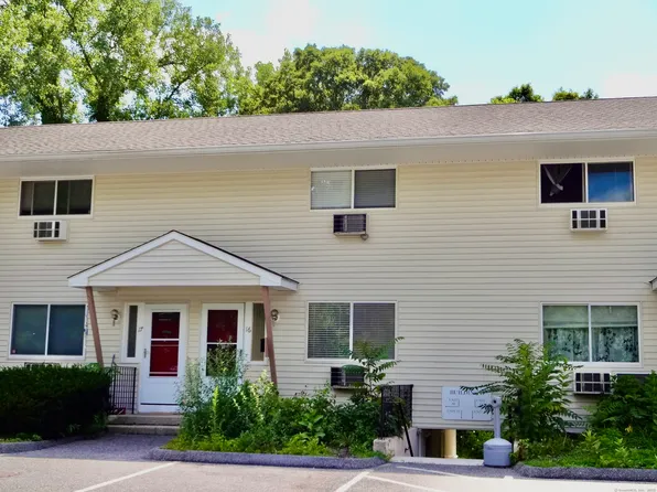 16 Harry Brook Village #16, New Milford, CT 06776