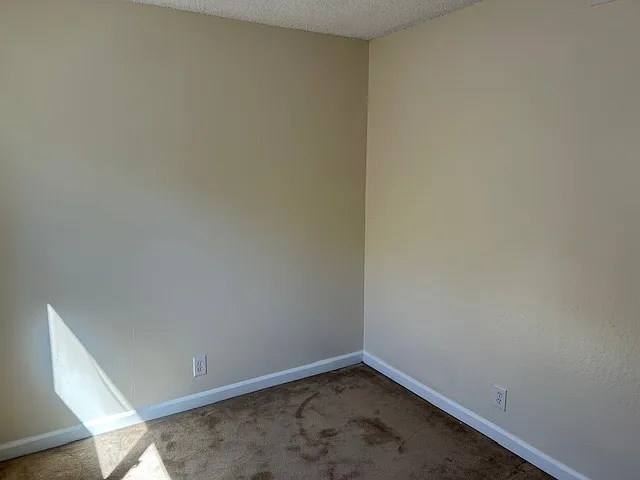 2604 O St #4 — Photo 9