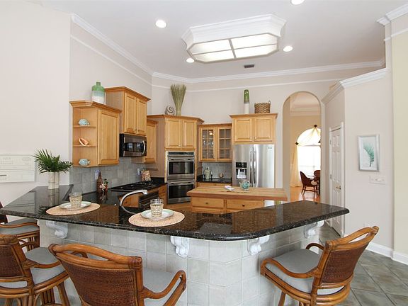 5th image of 128 Pinehurst Pointe Dr