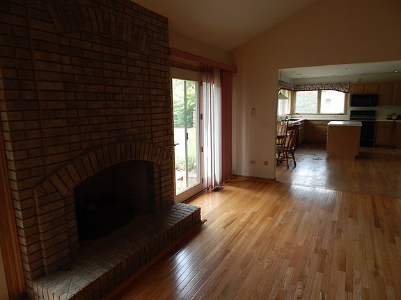 5th image of 16850 S Deer Path Dr