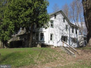 935 Church Rd, Reading, PA 19607