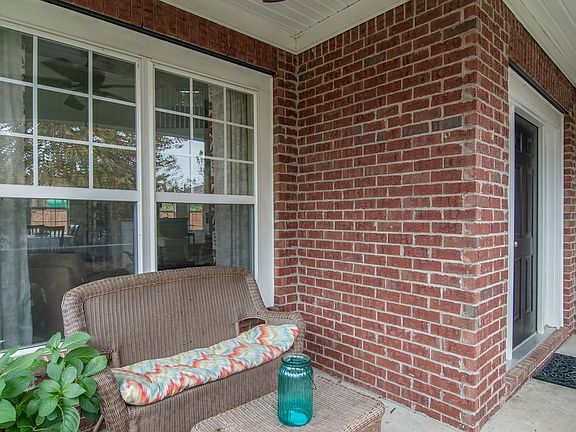 4th image of 6805 Bridgewater Dr
