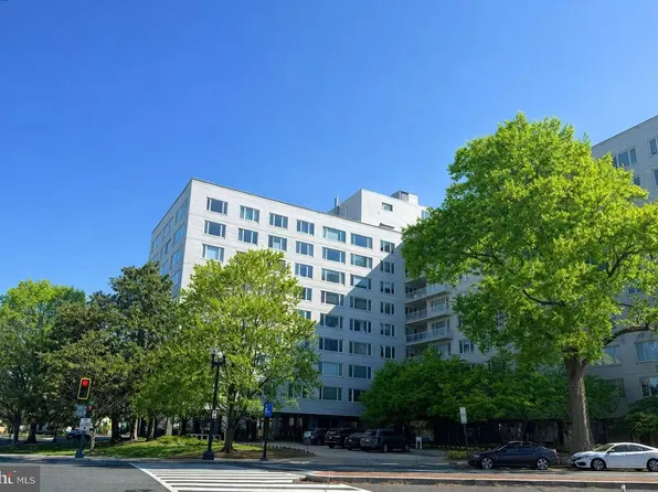 2475 Virginia Ave NW, Washington, DC