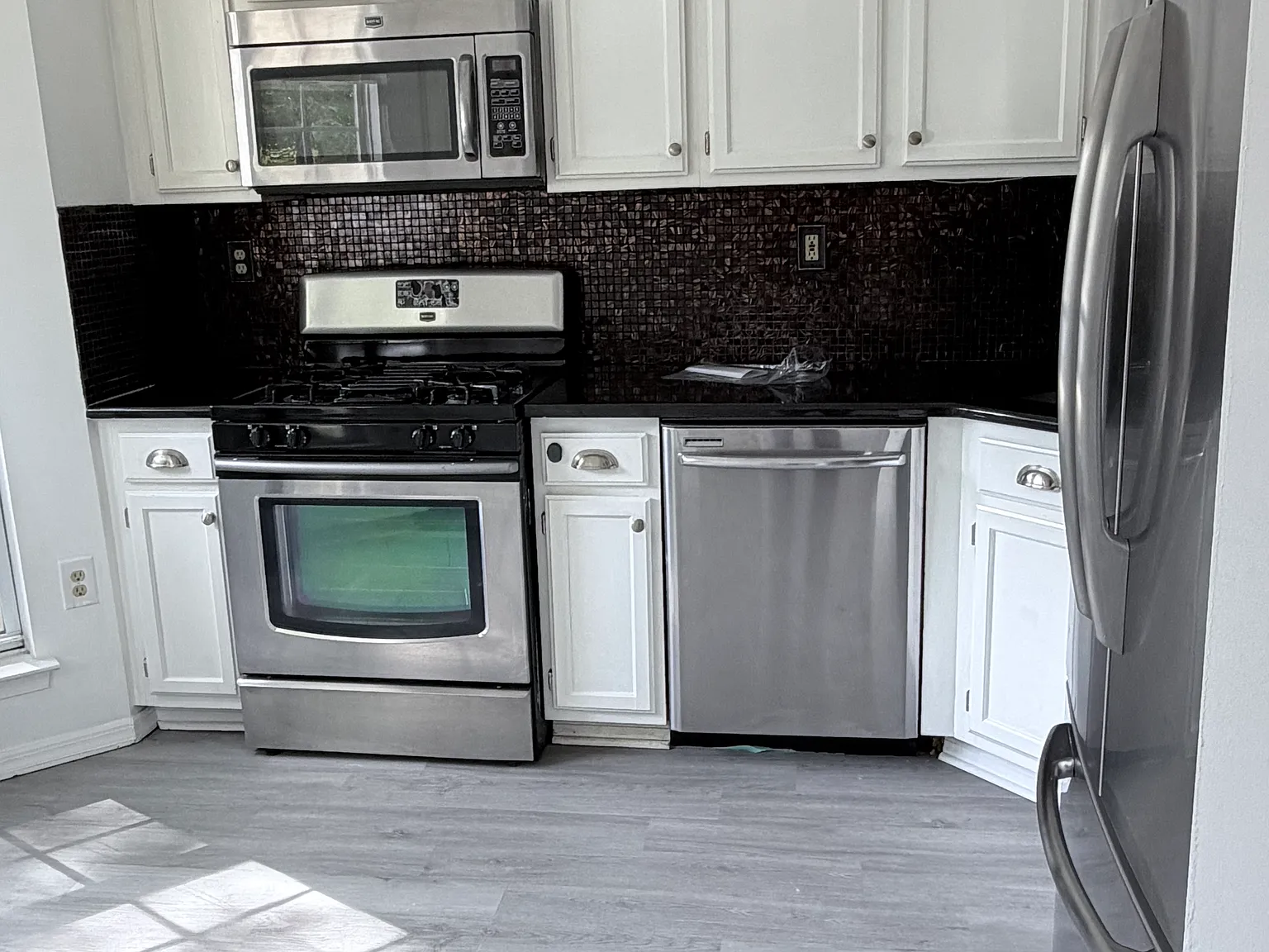 2 bed, 1450 sqft, $2,850 — Photo 3