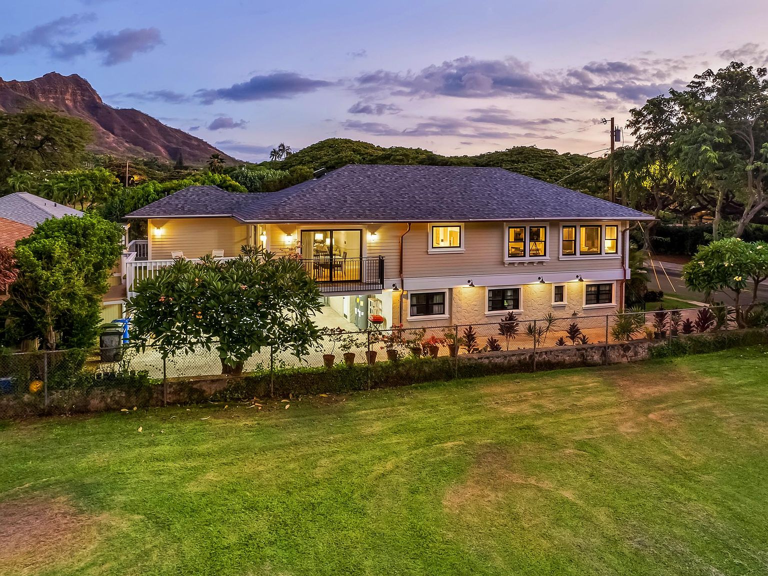 3608 Paki Ave, Honolulu, HI 96815 | Zillow