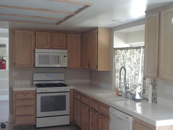 5th image of 23739 Canyon Oak Dr