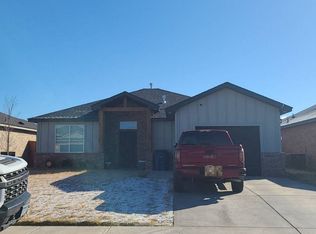 1119 Crosspoint St, Hereford, TX 79045