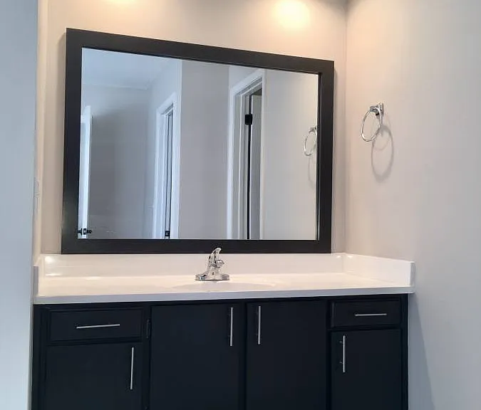 109 Peace St — Photo 4