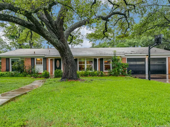 1332 Grey Oak Dr., San Antonio, TX 78213