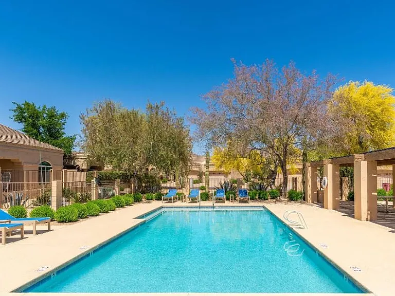 Community pool