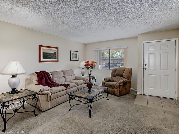 Family Room - Fully Furnished Apartment