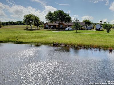 516 Lake Valley Dr, La Vernia, TX, 78121