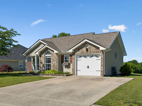 813 Magnolia Blvd, White House, TN 37188