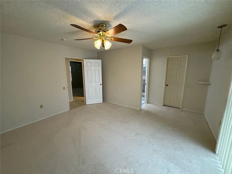 26196 Crestone Dr — Photo 14