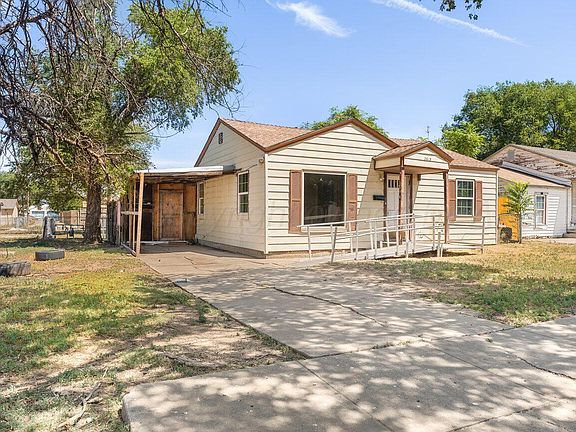 2nd image of 2613 Sanborn St