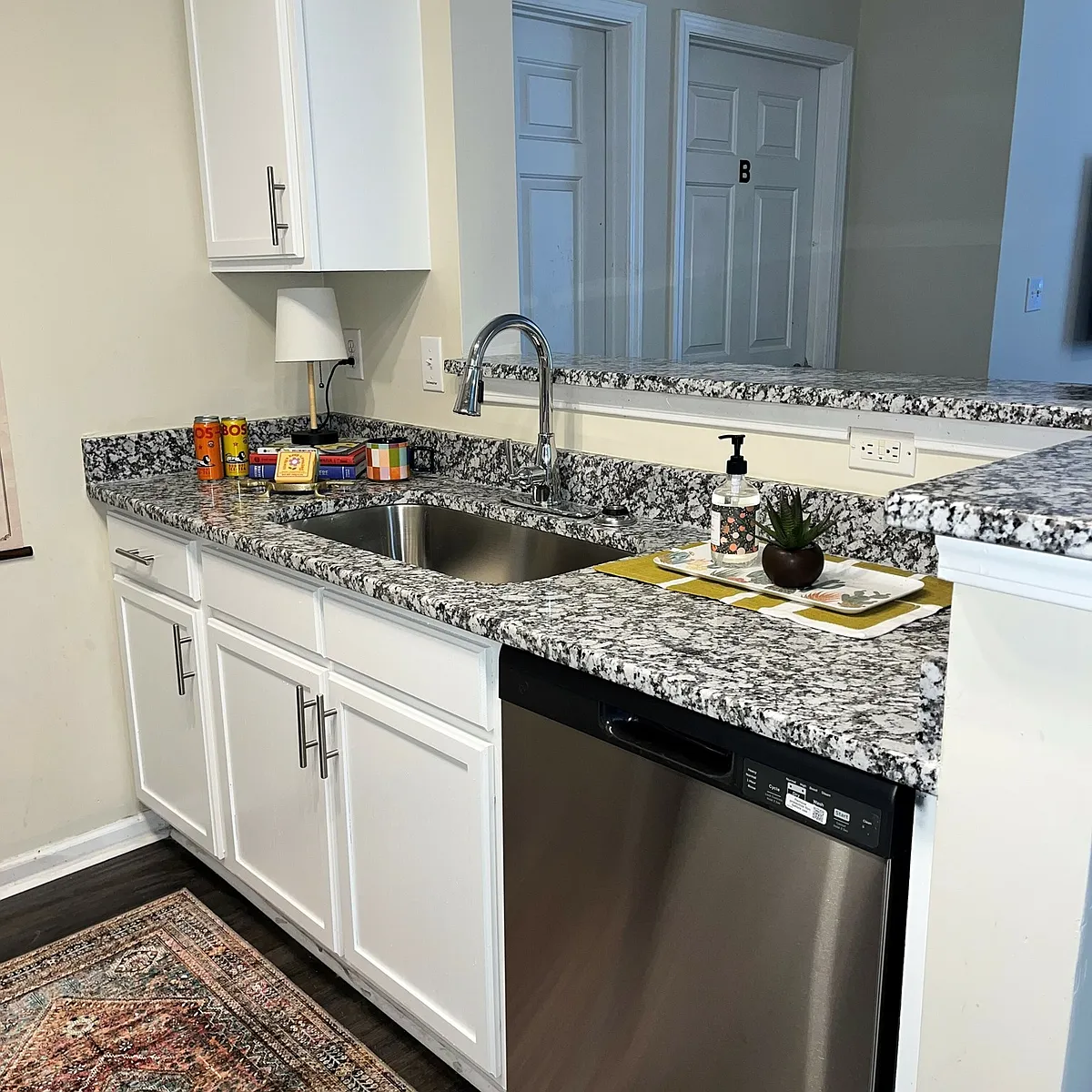Premium Upgrade Kitchen - University Landing