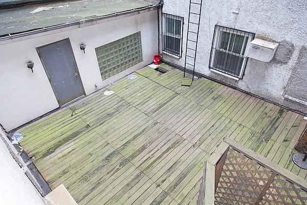 Rented by Stonecrest Realty | media 10