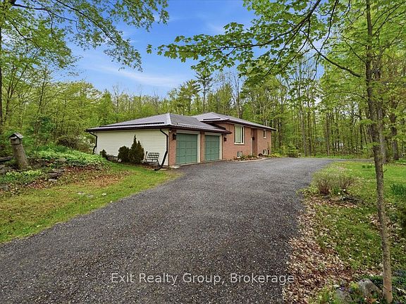 3rd image of 139 Marble Point Rd