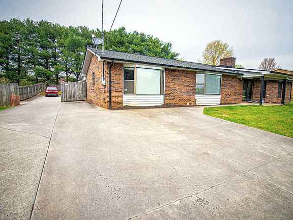 2nd image of 550 Grandview Dr
