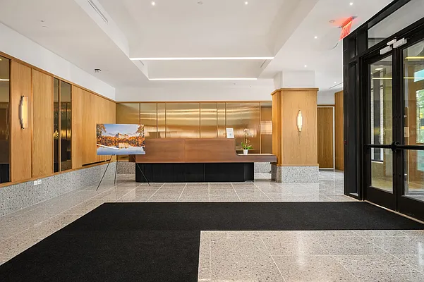 Rented by MNS | media 8