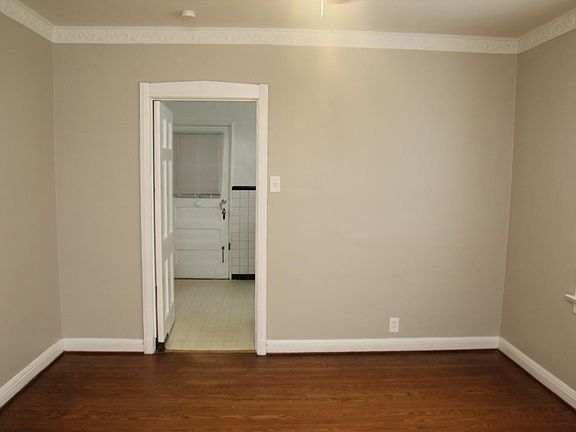 4th image of 7535 Byron Pl APT 1E