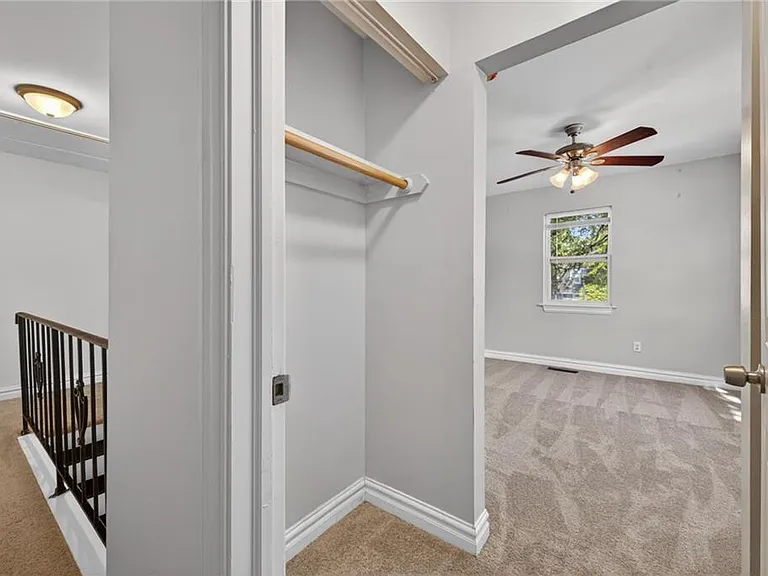 5676 Weblin Dr — Photo 19