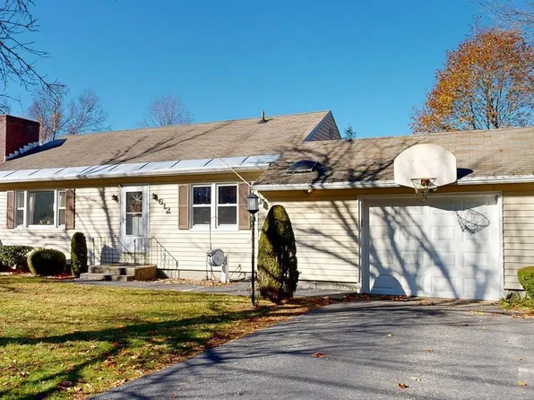 612 E New Lenox Rd, Pittsfield, MA 01201