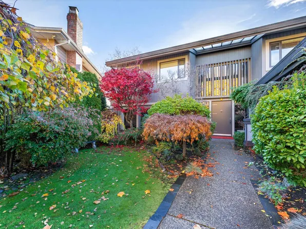 5891 Laurelwood Ct, Richmond, BC V7C 5J1