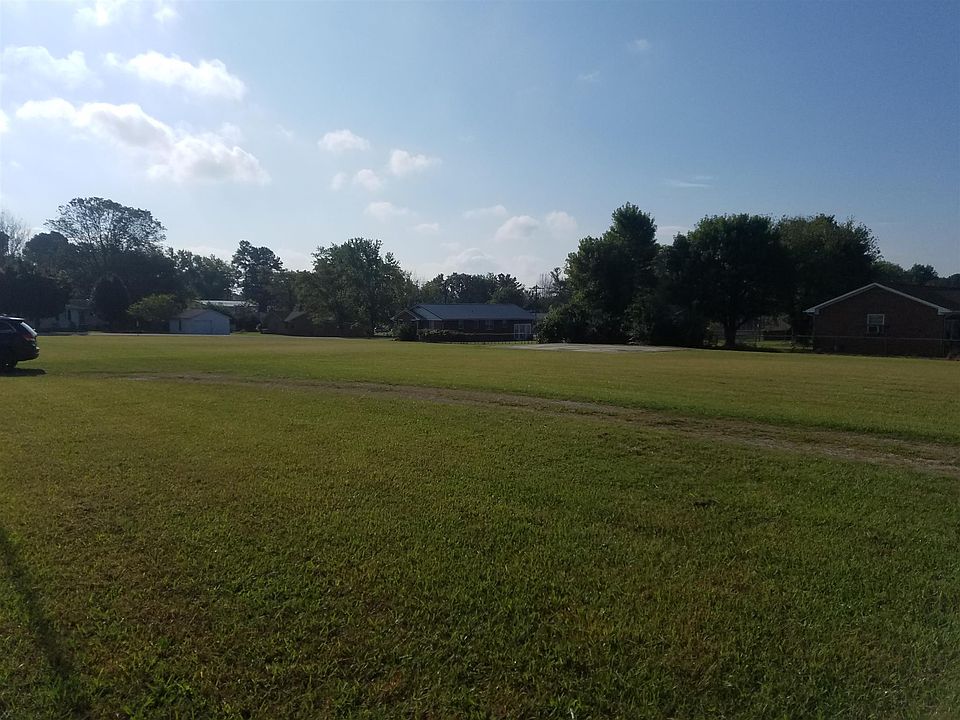 2nd image of 0 Hendrixson Dr