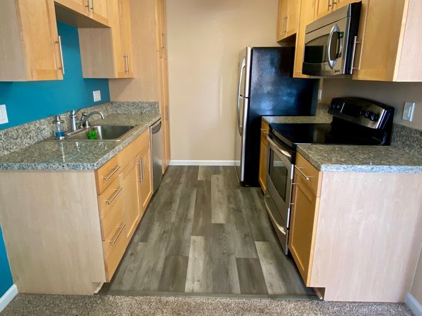 223 Masters Ct APT 3